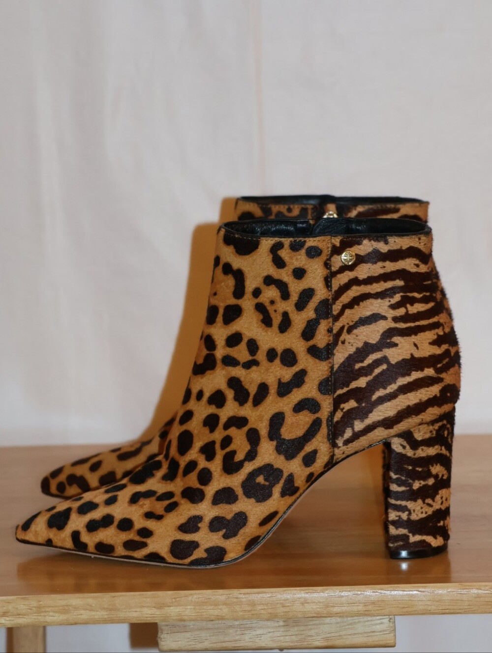ANTONIO MELANI Shahn Leopard & Tiger Print Calf Hair Ankle Boots. 7M - Picture 2 of 16